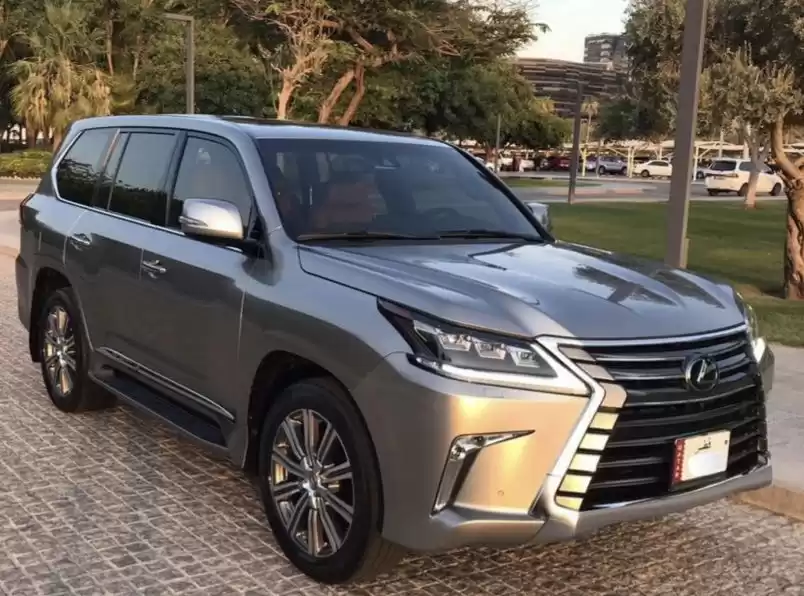 استفاده شده Lexus LX برای فروش که در دوحه #12158 - 1  image 