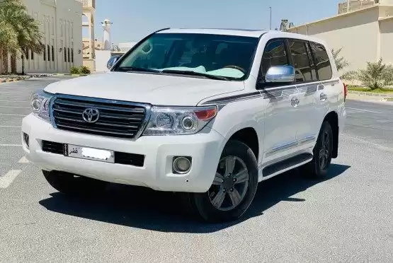 استفاده شده Toyota Land Cruiser برای فروش که در دوحه #12172 - 1  image 