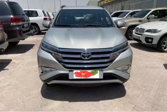 مستعملة Toyota Rush للبيع في الدوحة #12207 - 1  صورة 