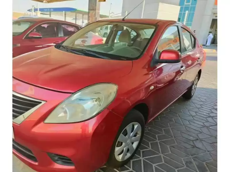 استفاده شده Nissan Sunny برای فروش که در دوحه #12232 - 1  image 