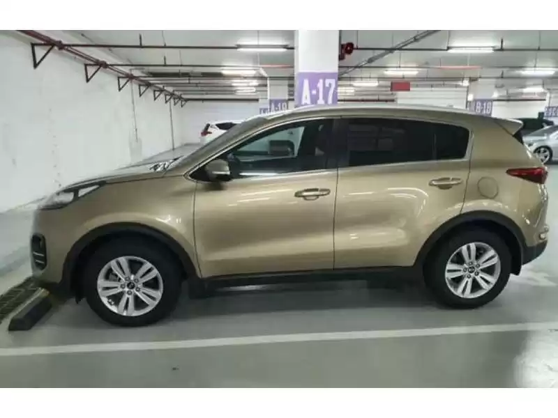مستعملة Kia Sportage للبيع في الدوحة #12234 - 1  صورة 