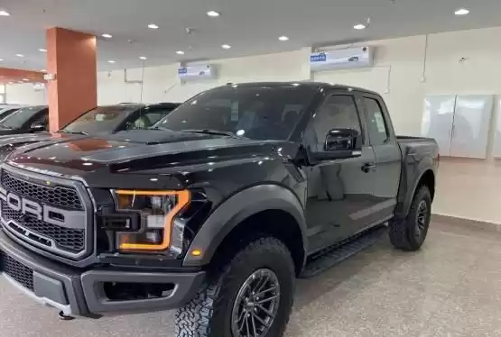 مستعملة Ford Unspecified للبيع في الدوحة #12250 - 1  صورة 