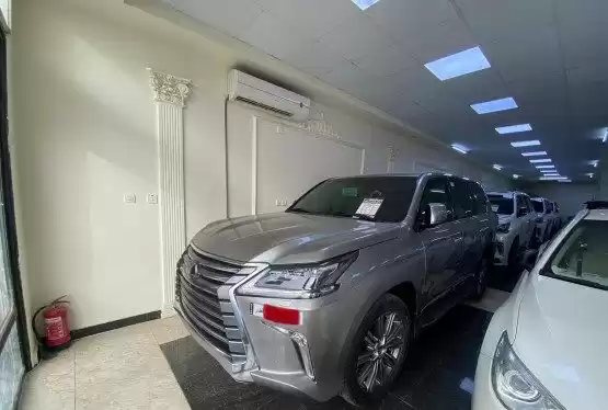 استفاده شده Lexus Unspecified برای فروش که در دوحه #12309 - 1  image 