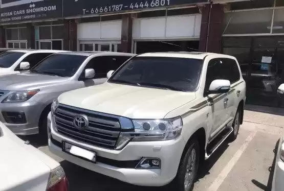 Usado Toyota Unspecified Venta en Doha #12310 - 1  image 