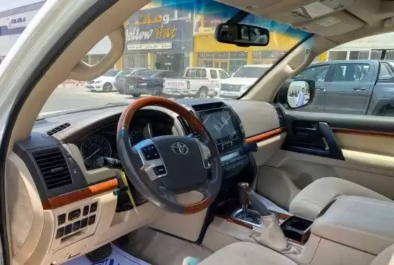 استفاده شده Toyota Unspecified برای فروش که در دوحه #12336 - 1  image 