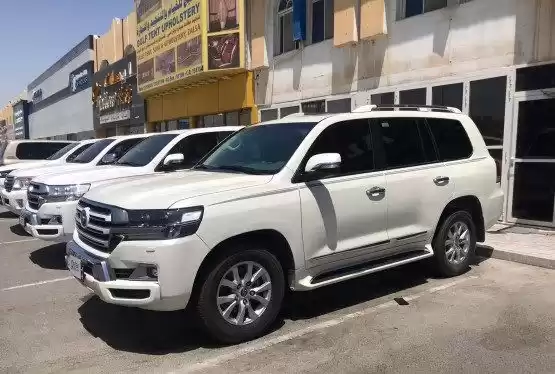 استفاده شده Toyota Unspecified برای فروش که در دوحه #12350 - 1  image 