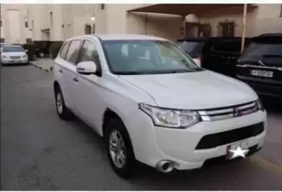 Использовал Mitsubishi Unspecified Продается в Доха #12571 - 1  image 