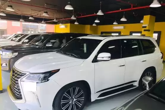 استفاده شده Lexus LX برای فروش که در دوحه #12608 - 1  image 