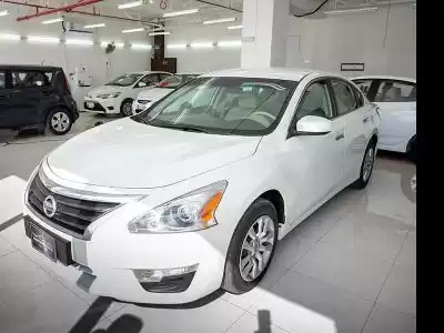 مستعملة Nissan Altima للبيع في الدوحة #12733 - 1  صورة 