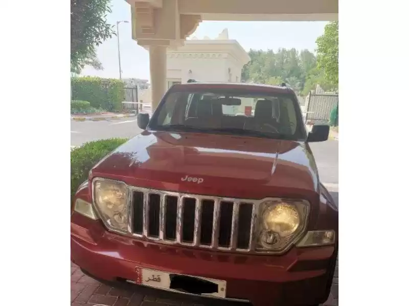 مستعملة Jeep Cherokee للبيع في الدوحة #12755 - 1  صورة 