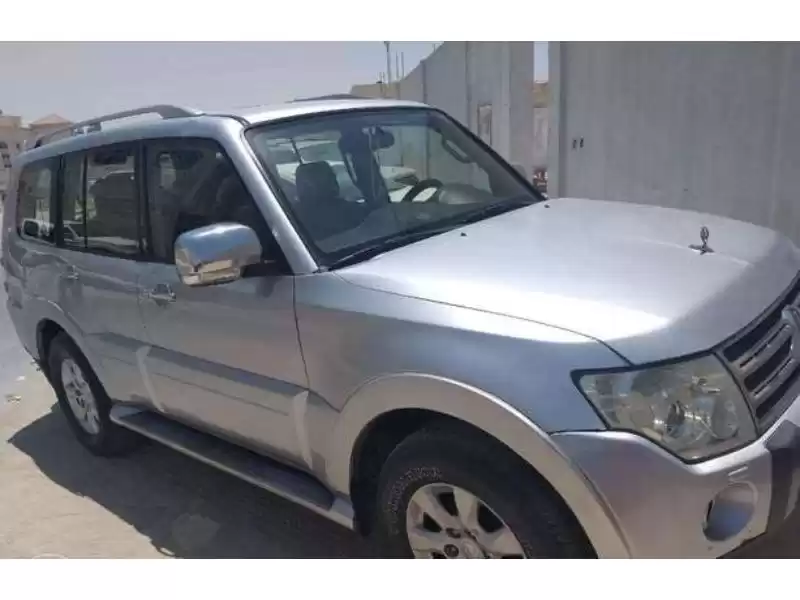 استفاده شده Mitsubishi Pajero برای فروش که در دوحه #12781 - 1  image 