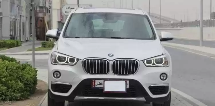 مستعملة BMW X1 للبيع في الدوحة #12881 - 1  صورة 