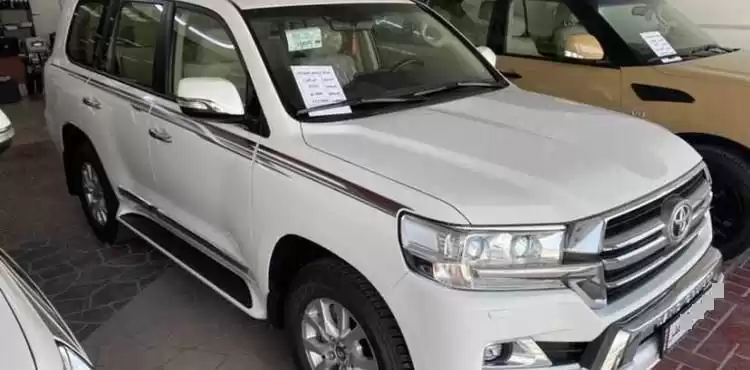 کاملا نو Toyota Land Cruiser برای فروش که در دوحه #12932 - 1  image 