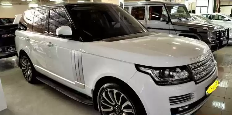 Использовал Land Rover Range Rover Продается в Доха #13006 - 1  image 