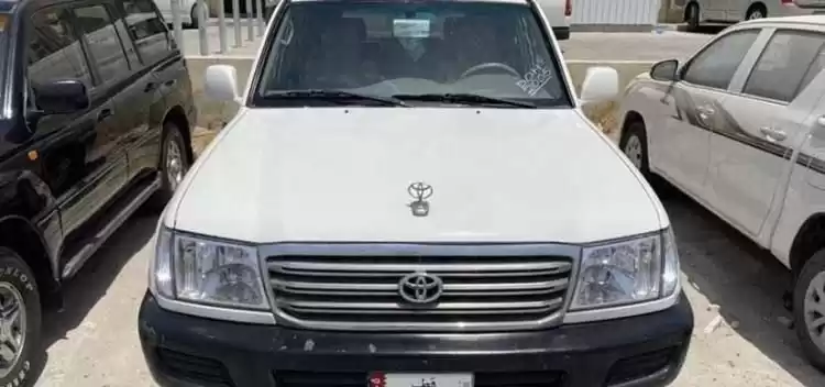 مستعملة Toyota Land Cruiser للبيع في الدوحة #13041 - 1  صورة 