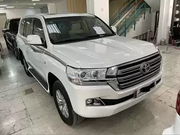 استفاده شده Toyota Land Cruiser برای فروش که در دوحه #13185 - 1  image 