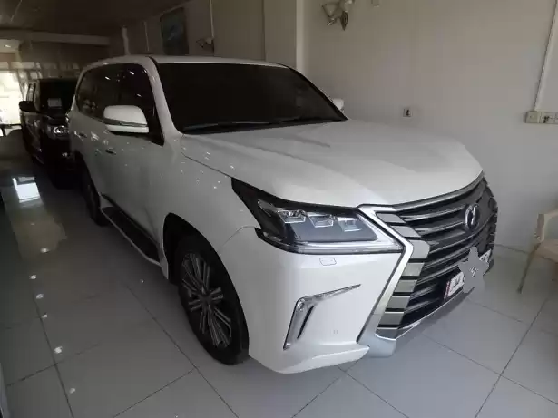 مستعملة Lexus LX للبيع في الدوحة #13196 - 1  صورة 