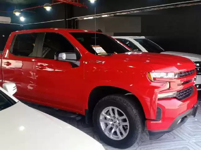 مستعملة Chevrolet Silverado للبيع في الدوحة #13237 - 1  صورة 