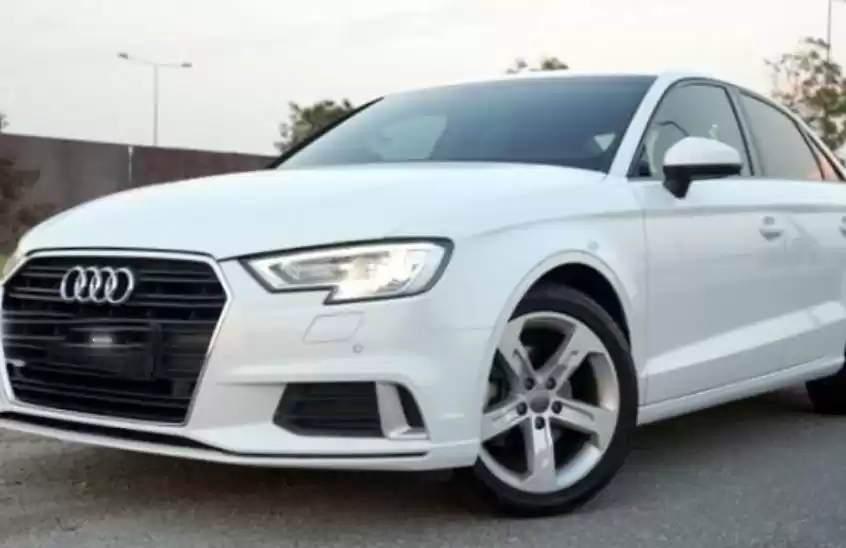 مستعملة Audi A3 Sedan للبيع في الدوحة #13271 - 1  صورة 