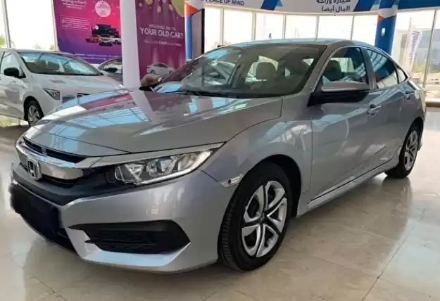 استفاده شده Honda Civic برای فروش که در دوحه #13346 - 1  image 