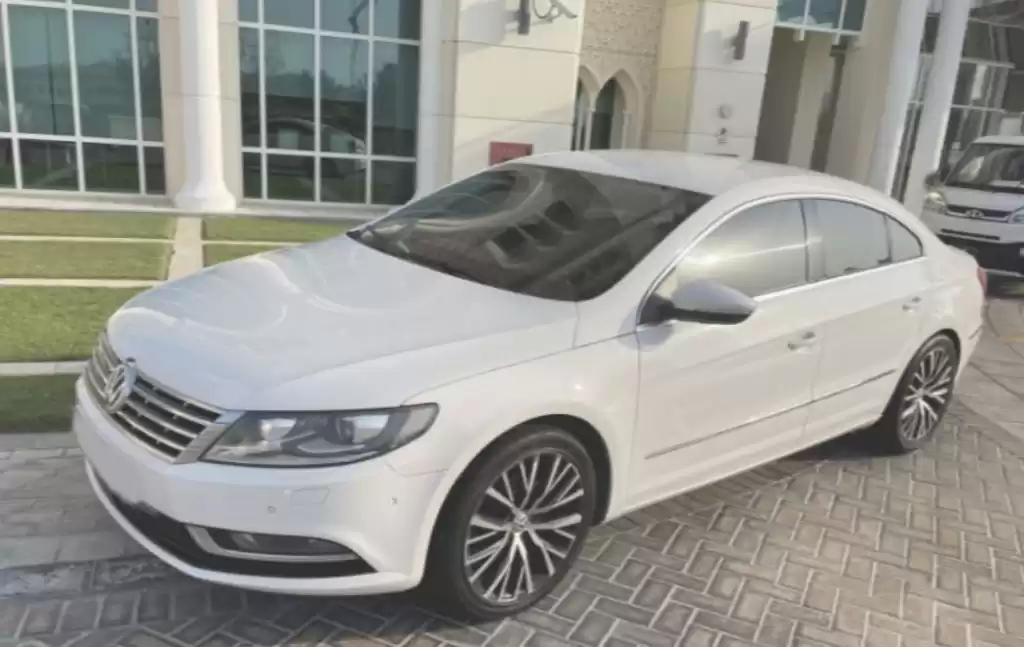 مستعملة Volkswagen CC للبيع في الدوحة #13394 - 1  صورة 