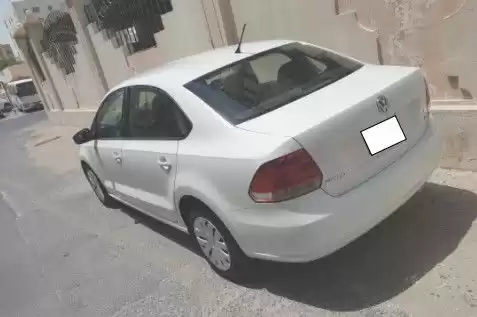 مستعملة Volkswagen Polo للبيع في الدوحة #13438 - 1  صورة 