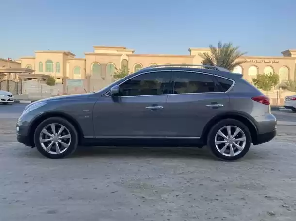 Использовал Infiniti Unspecified Продается в Дубай #13527 - 1  image 
