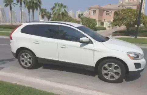 Kullanılmış Volvo XC60 Satılık içinde Al Sadd , Doha #13686 - 1  image 