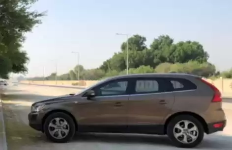 Used Volvo XC60 For Sale in Al Sadd , Doha #13699 - 1  image 
