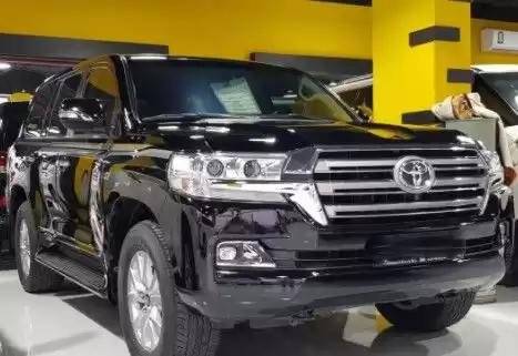 مستعملة Toyota Land Cruiser للبيع في الدوحة #13944 - 1  صورة 