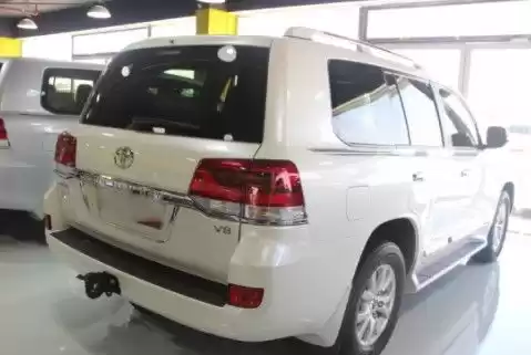 用过的 Toyota Land Cruiser 出售 在 多哈 #13945 - 1  image 
