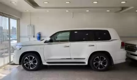 استفاده شده Toyota Land Cruiser برای فروش که در دوحه #13963 - 1  image 