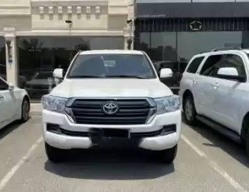 مستعملة Toyota Land Cruiser للبيع في الدوحة #13971 - 1  صورة 