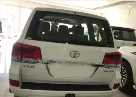 استفاده شده Toyota Land Cruiser برای فروش که در دوحه #13977 - 1  image 
