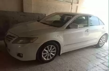 مستعملة Toyota Camry للبيع في الدوحة #14036 - 1  صورة 