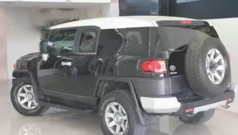مستعملة Toyota FJ Cruiser للبيع في الدوحة #14146 - 1  صورة 