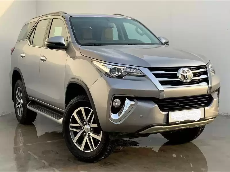 Использовал Toyota Unspecified Продается в Дубай #14167 - 1  image 