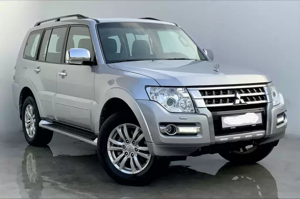 مستعملة Mitsubishi Unspecified للبيع في دبي #14191 - 1  صورة 