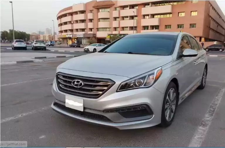 مستعملة Hyundai Sonata للبيع في دبي #14193 - 1  صورة 
