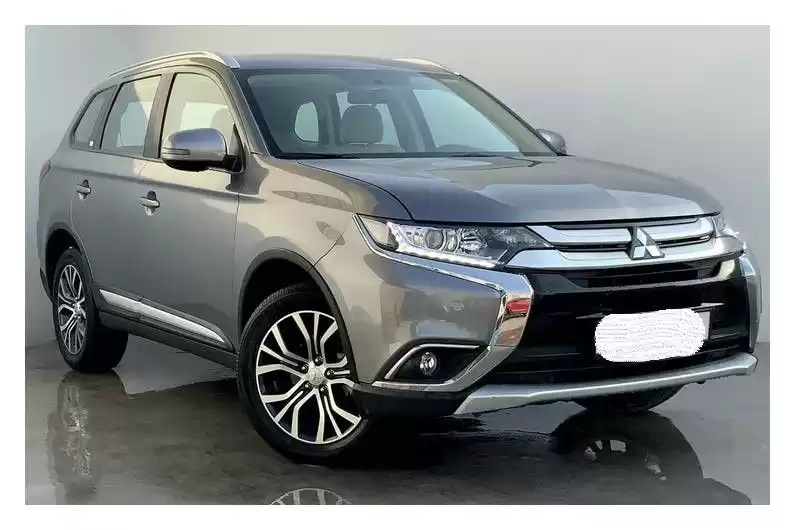 مستعملة Mitsubishi Unspecified للبيع في دبي #14195 - 1  صورة 