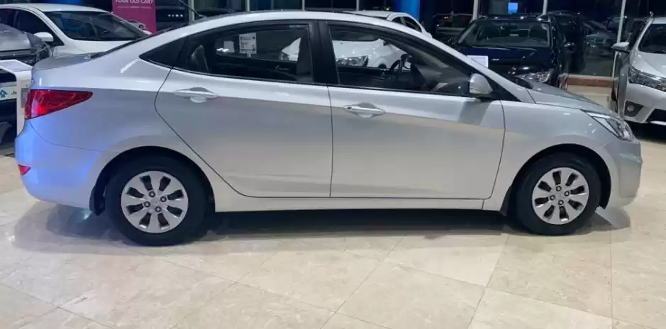 مستعملة Hyundai Accent للبيع في الدوحة #14272 - 1  صورة 