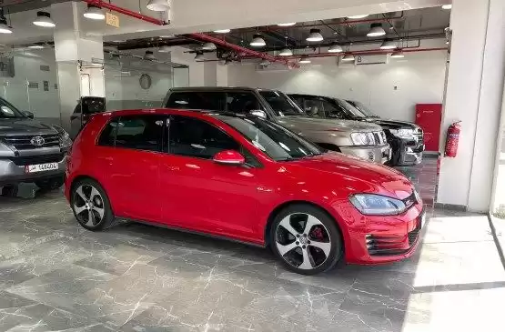 استفاده شده Volkswagen Golf برای فروش که در دوحه #14362 - 1  image 