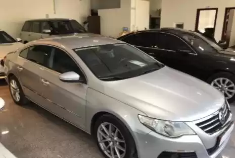 مستعملة Volkswagen Passat للبيع في الدوحة #14475 - 1  صورة 