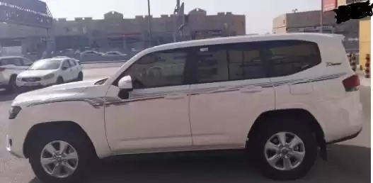 مستعملة Toyota Land Cruiser للبيع في الدوحة #14547 - 1  صورة 