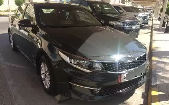 Utilisé Kia Optima À vendre au Al-Sadd , Doha #14664 - 1  image 