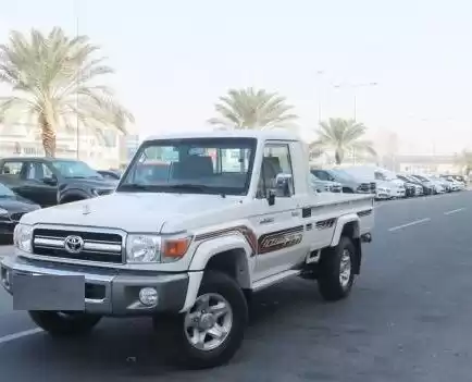 کاملا نو Toyota Land Cruiser برای فروش که در دوحه #14701 - 1  image 