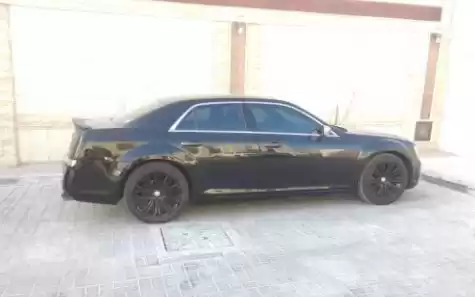 مستعملة Chrysler 300C للبيع في الدوحة #14707 - 1  صورة 