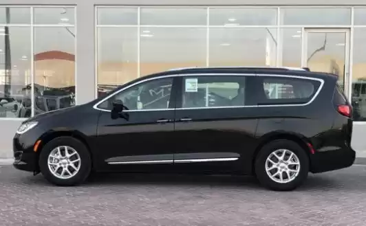 مستعملة Chrysler Pacifica للبيع في الدوحة #14717 - 1  صورة 