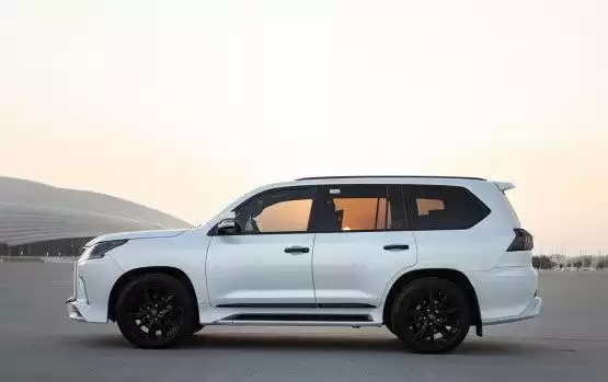 Использовал Lexus LX Продается в Доха #14801 - 1  image 