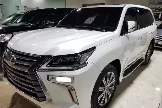 Использовал Lexus LX Продается в Доха #14802 - 1  image 